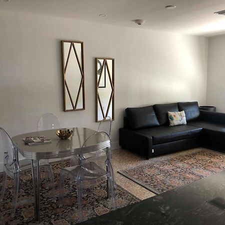Captiva Beach Resort Point O'Rocks Bagian luar foto