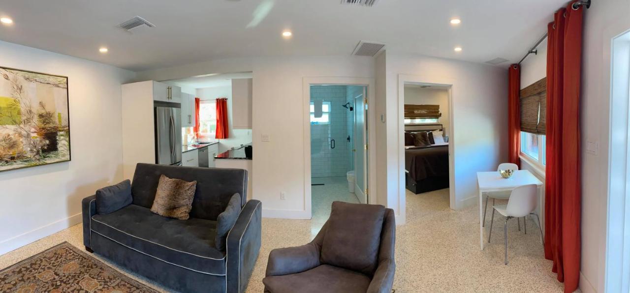 Captiva Beach Resort Point O'Rocks Bagian luar foto